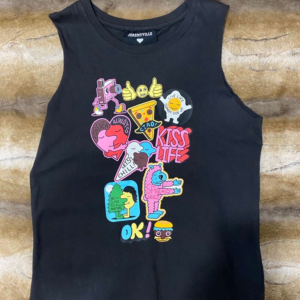 Jeremyville super cute shirt